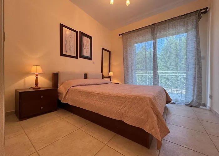 Maria * Νέο Χωριό